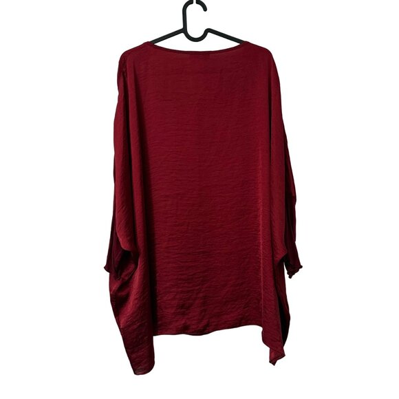 Tutu & Lilli Wine Bella Satin Dolman Sleeve Oversized Blouse Top Size M/L - Picture 4 of 5